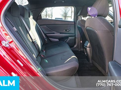 Used 2025 Hyundai Elantra Sport FWD image 23