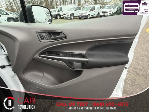 Used 2022 Ford Transit Connect XL image 36