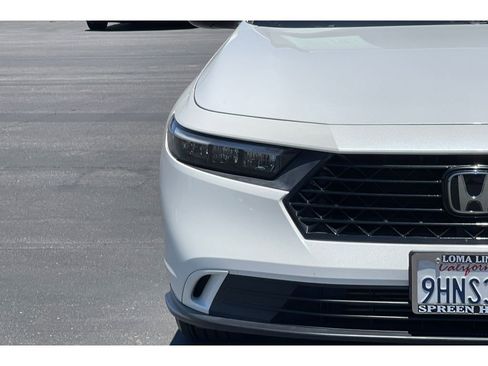 Certified 2023 Honda Accord EX image 40