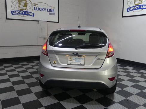 Used 2018 Ford Fiesta SE FWD image 8
