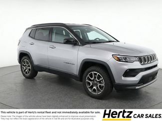 Used 2025 Jeep Compass Trailhawk video 1