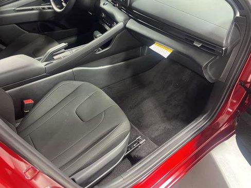 New 2025 Hyundai Elantra Sport image 22