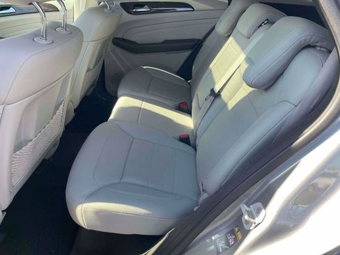 Used 2015 Mercedes-Benz ML 350 4MATIC image 6