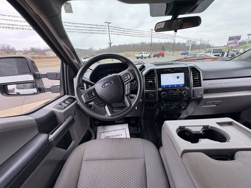 Used 2022 Ford F250 XLT image 25