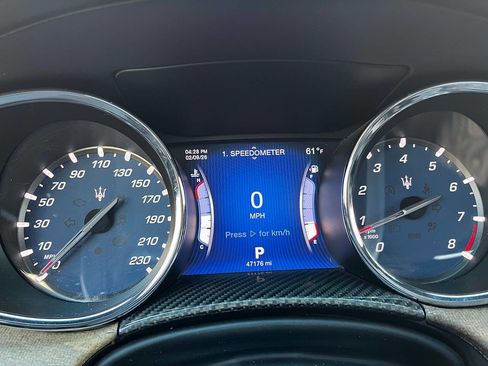 Used 2014 Maserati Quattroporte GTS image 24