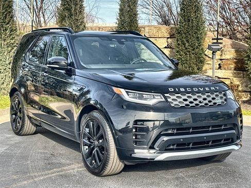New 2026 Land Rover Discovery Limited Edition image 7