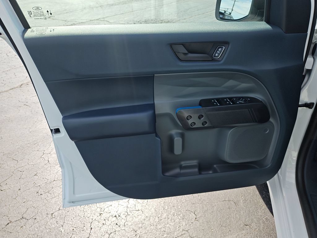 Used 2025 Ford Maverick Lobo AWD/4WD image 12