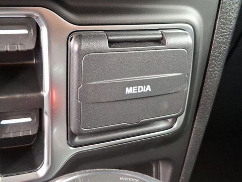 New 2025 Jeep Gladiator Sport image 20