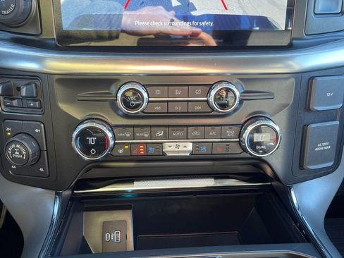 Used 2021 Ford F150 Lariat w/ Equipment Group 502A High image 16