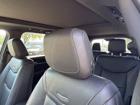 Used 2020 Cadillac XT6 Premium Luxury FWD image 11