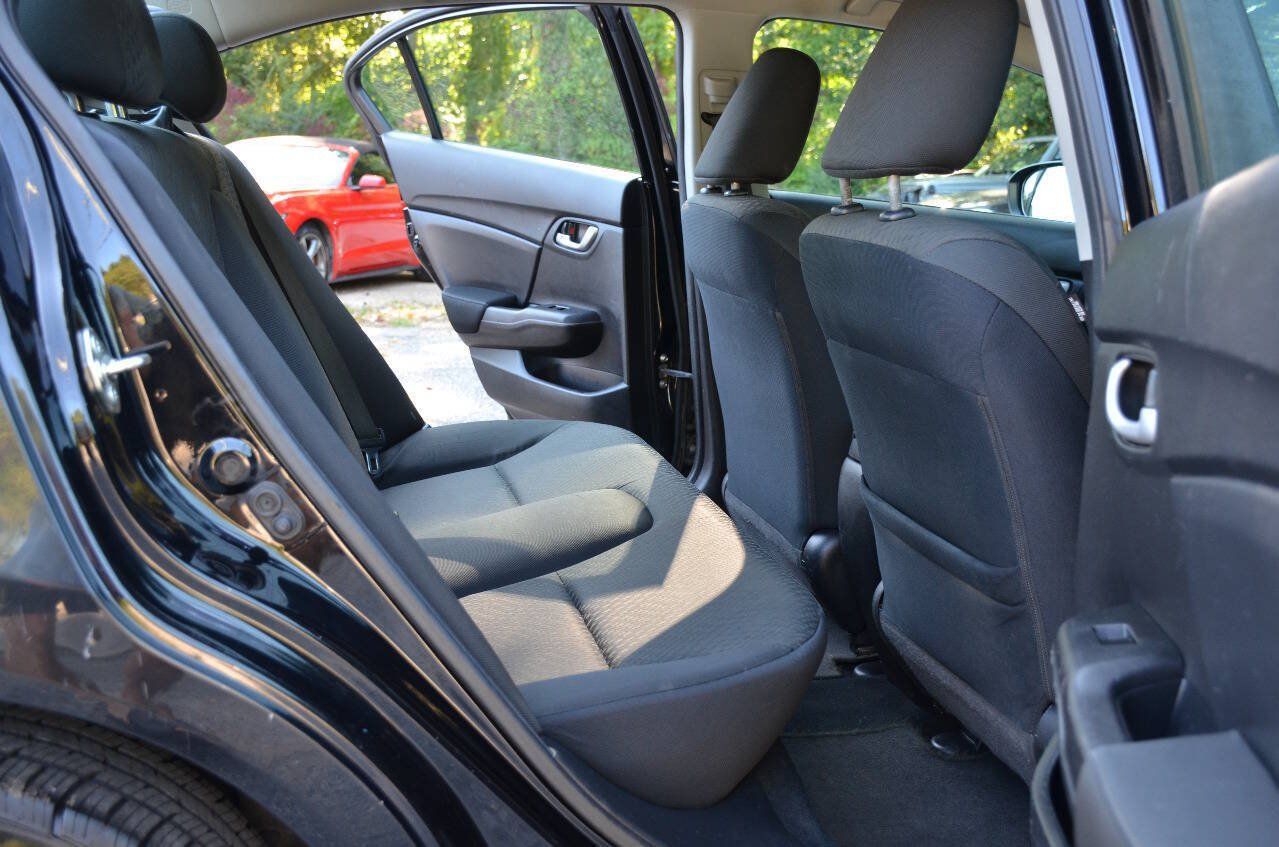 Used 2015 Honda Civic SE image 9