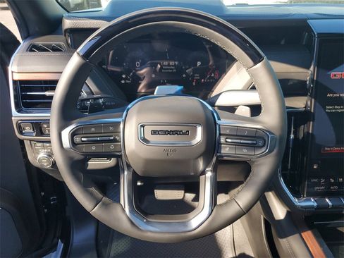 New 2026 GMC Yukon XL Denali w/ Denali Reserve Package image 14