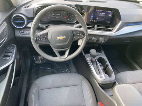 Used 2026 Chevrolet Trax LS FWD image 14