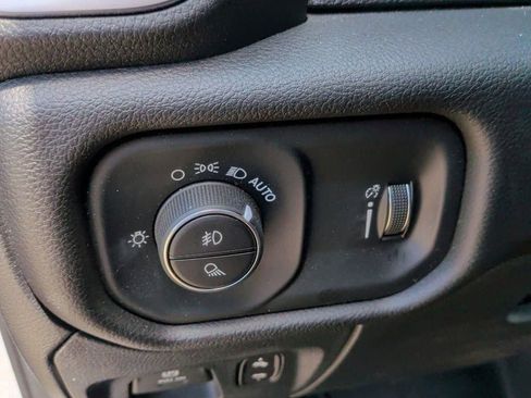 Used 2025 RAM 1500 Lone Star image 15