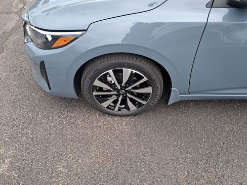 Used 2025 Nissan Sentra SV w/ SV Premium Package image 28