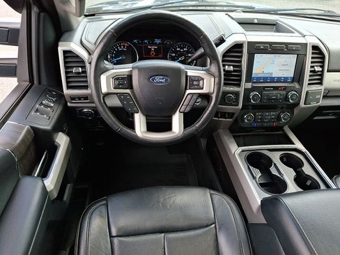 Used 2020 Ford F250 Lariat w/ Lariat Ultimate Package AWD/4WD image 11