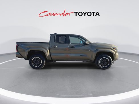 Certified 2026 Toyota Tacoma TRD Sport image 9