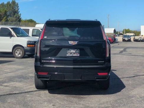 Used 2024 Cadillac Escalade Sport RWD image 7