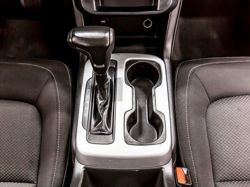 Used 2018 Chevrolet Colorado LT image 37