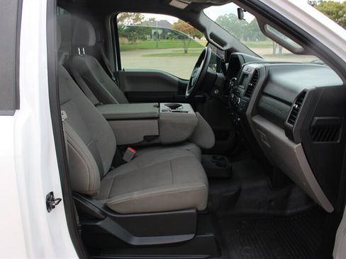 Used 2019 Ford F250 XL w/ Power Equipment Group RWD image 14