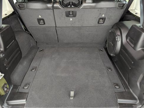 Used 2021 Jeep Wrangler Unlimited Rubicon image 19