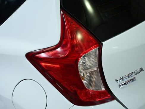 Used 2016 Nissan Versa Note SV image 15