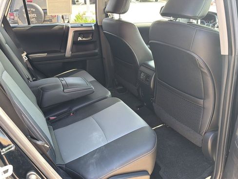 Used 2017 Toyota 4Runner SR5 Premium RWD image 20