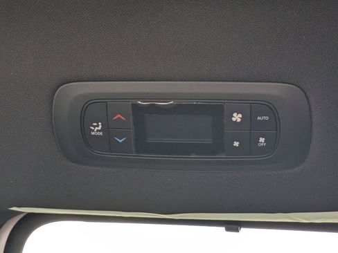 New 2026 Chrysler Pacifica Select FWD image 22