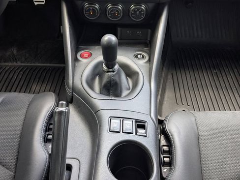 Used 2024 Nissan Z Performance w/ Floor Mat Package RWD image 23