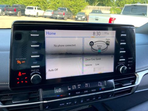 Used 2023 Toyota Sienna XLE Woodland Edition AWD/4WD image 32