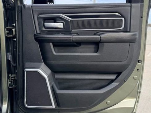 Used 2020 RAM 2500 Laramie image 16