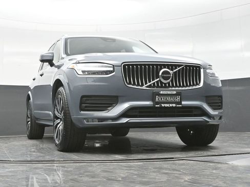 Used 2023 Volvo XC90 B6 Core w/ Climate Package image 19