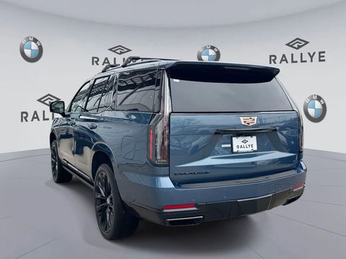 Used 2025 Cadillac Escalade Sport Platinum w/ LPO, ONYX Package image 6