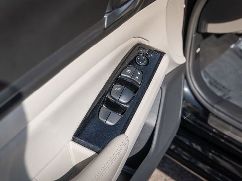 Used 2024 Nissan Altima 2.5 SL image 12