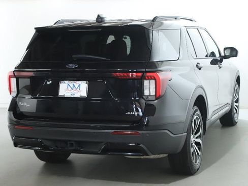 Used 2025 Ford Explorer ST-Line AWD/4WD image 49