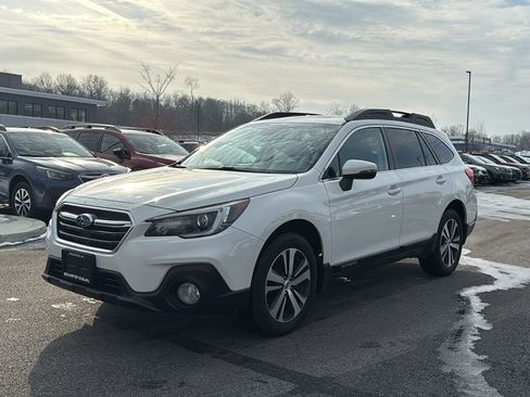 Used 2019 Subaru Outback 3.6R Limited image 7
