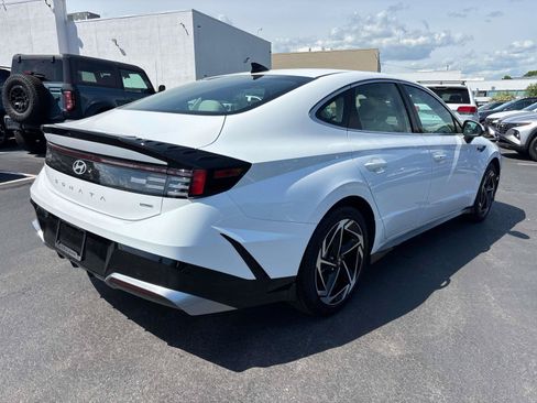 Certified 2026 Hyundai Sonata SEL AWD/4WD image 5