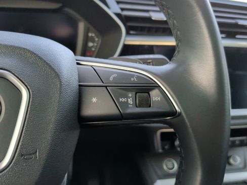 Used 2022 Audi Q3 2.0T Premium w/ Convenience Package image 24