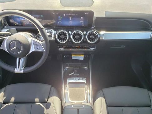 New 2026 Mercedes-Benz GLB 250 GLB 250 image 18