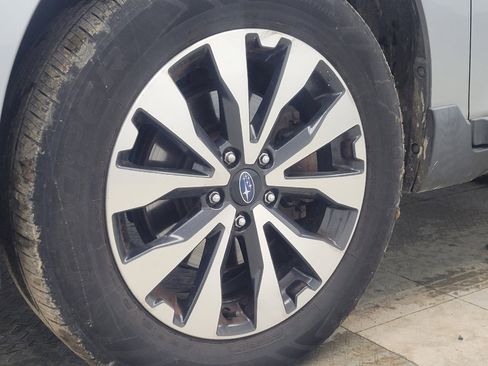 Used 2017 Subaru Outback 2.5i Limited image 31