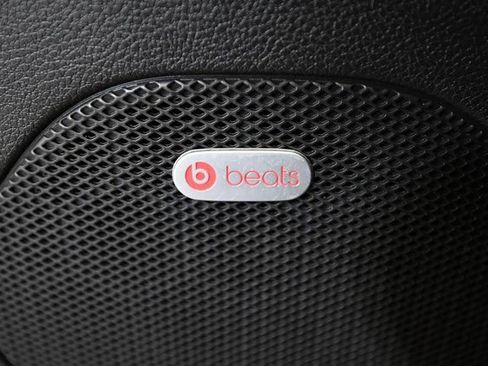 Used 2018 Dodge Durango R/T image 23