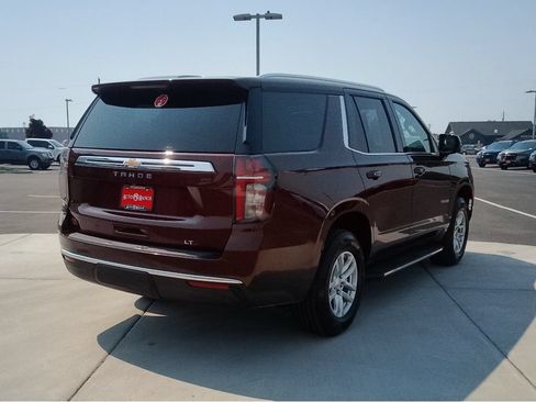 Used 2022 Chevrolet Tahoe LT w/ Luxury Package AWD/4WD image 3
