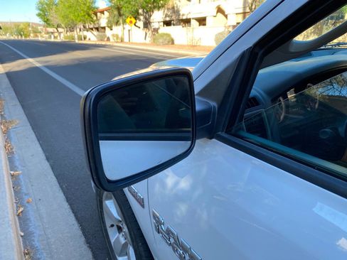 Used 2016 RAM 1500 Express image 15