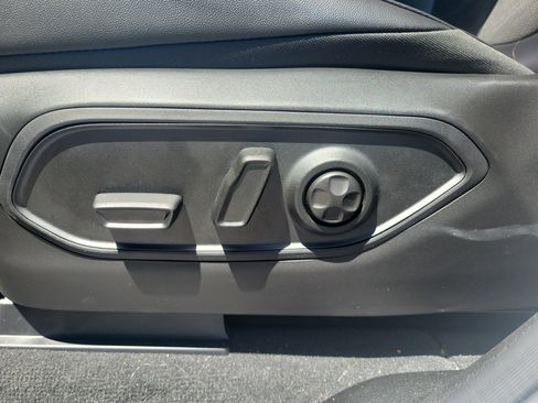 Used 2025 Jeep Grand Cherokee L Altitude image 15