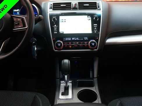 Used 2019 Subaru Outback 2.5i Premium image 33