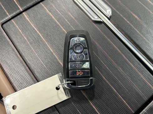 Used 2025 Lincoln Navigator L Black Label image 25