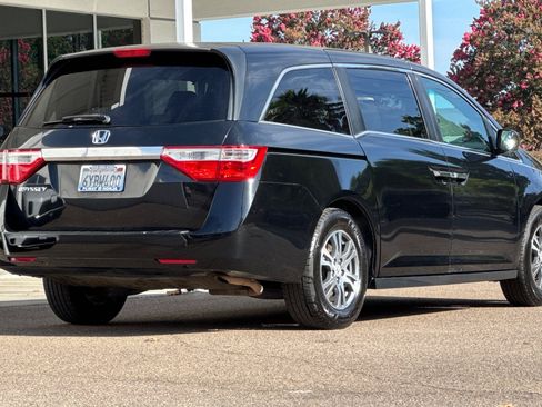 Used 2012 Honda Odyssey EX image 9