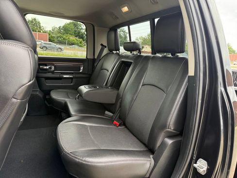 Used 2015 RAM 1500 Laramie w/ Convenience Group AWD/4WD image 20