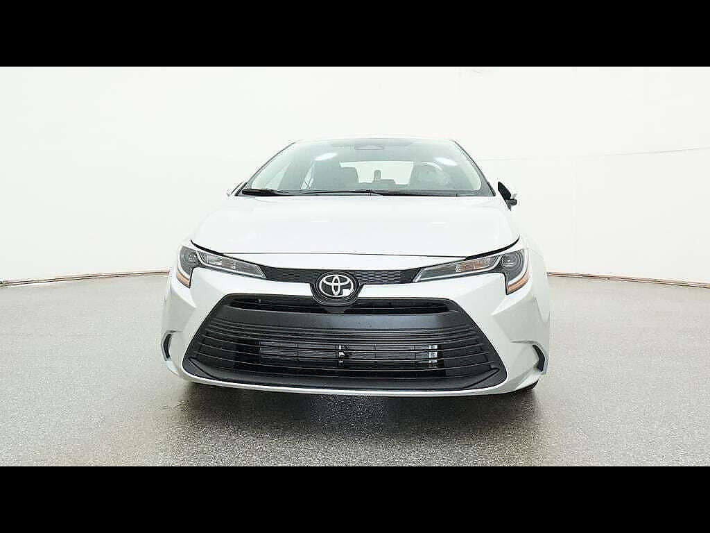 New 2026 Toyota Corolla LE FWD image 30