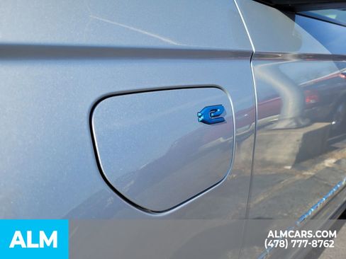 Used 2024 Jeep Grand Cherokee Limited 4xe image 7